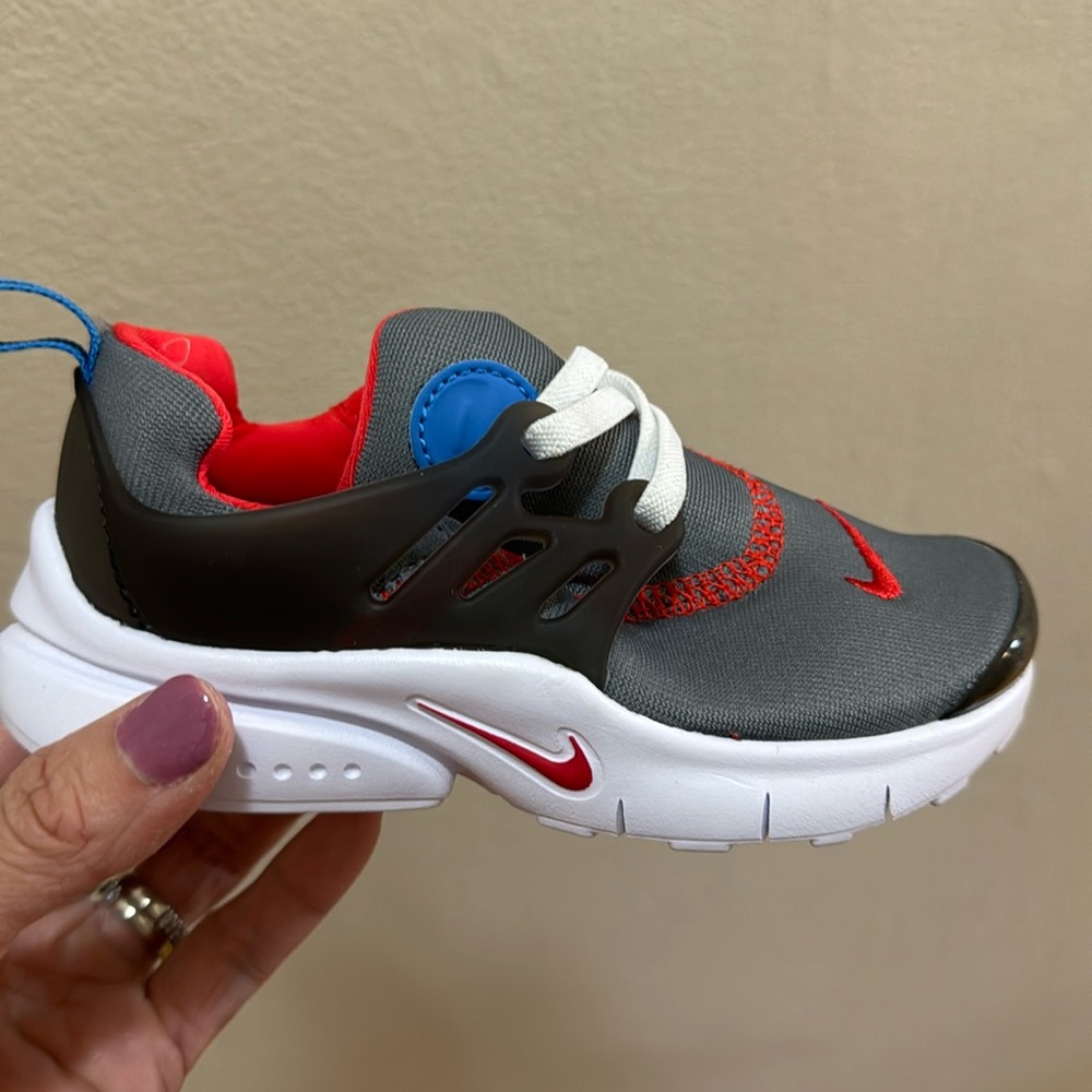 Nike Presto toddler size 9